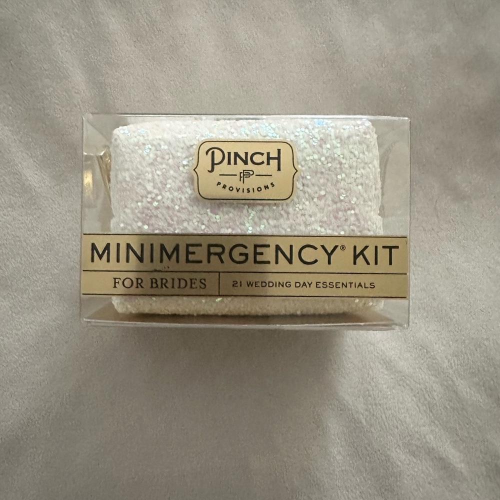 Pinch Provisions Minimergency Bride Kit NWT